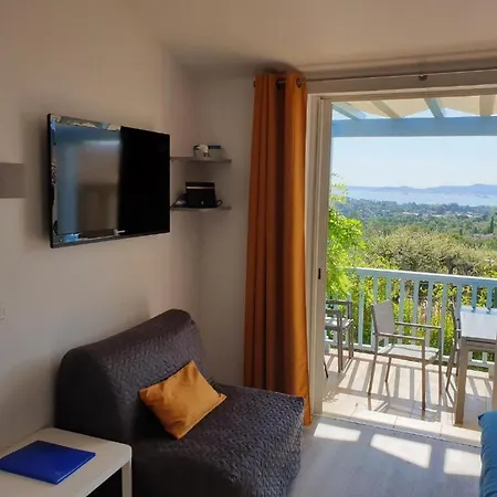 Apartment Grimaud, Les Restanques, Vue Mer, 4 Personnes